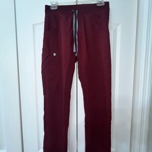 Figs Kade Cargo Scrub Pants XS *Tall* - Burgundy